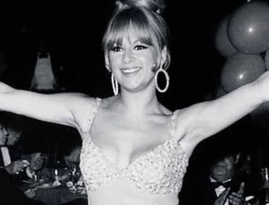 Αλίκη Βουγιουκλάκη: Πως ήταν πριν την πλαστική επέμβαση (φωτο)